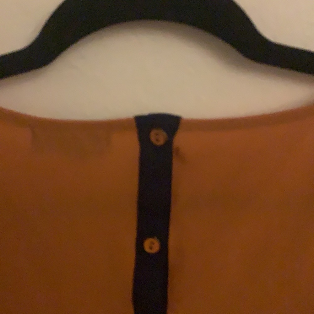 COPY - Puffy sleeves with back button back blouse